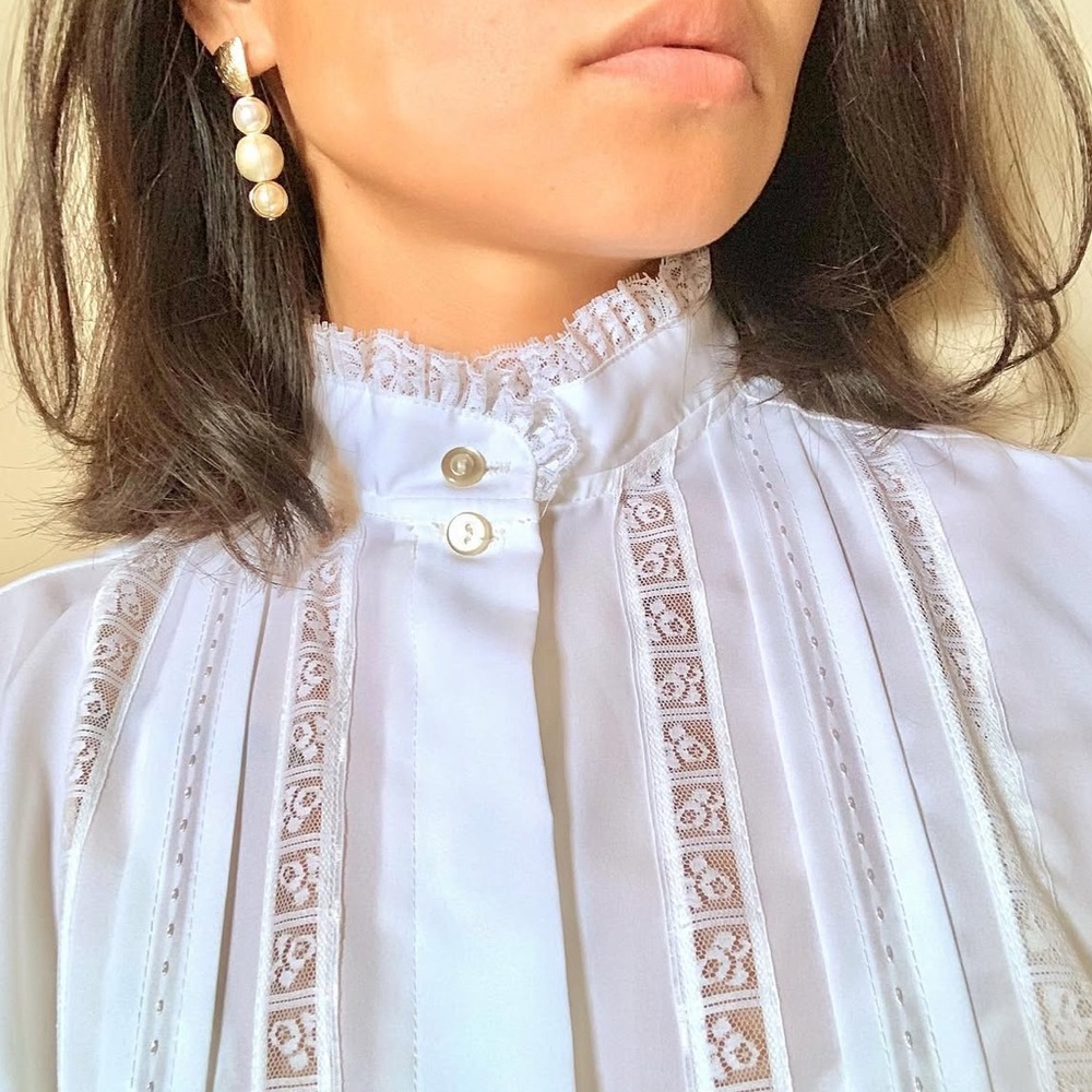 Lady holiday vintage white blouse